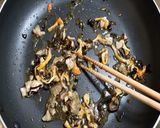 アンズタケ、ヤマドリタケモドキ等の油炒め作り方5写真