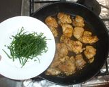 鶏もも肉の照り焼き♪簡単黒酢オイスター味作り方7写真