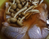 簡単！麺つゆDE鶏肉ときのこの照り煮♪作り方3写真