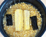 炊飯器で一発♪とうもろこしご飯作り方3写真