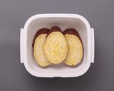 秋！さつまいもの胡麻あえ【レンジで2分】作り方1写真