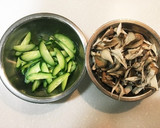 ささみときゅうりと舞茸の中華スープ作り方2写真