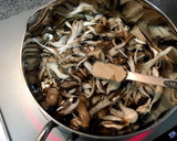 ささみときゅうりと舞茸の中華スープ作り方9写真