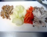 たっぷり野菜と平てんの卵とじ作り方1写真