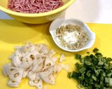 生姜たっぷり☆れんこんとひき肉のそぼろ丼作り方1写真