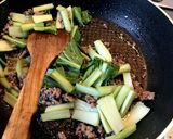 小松菜とひき肉の和風パスタ作り方2写真