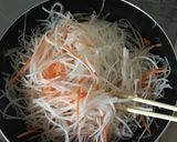 大根とさつま揚げの油炒め♡作り方3写真