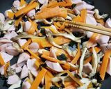 天然マイタケ、人参、魚ニソの炒め物＾＾作り方6写真