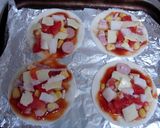 餃子の皮で簡単ピザ作り方2写真