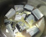 圧力鍋で♪白だしとマヨの骨ごとサンマ煮作り方2写真