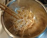 簡単☆ピリ辛 味噌もやしナムル作り方5写真