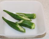 簡単！丸ごとトマトとオクラのお吸い物作り方3写真