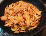 漬けずに即席！味噌豚としめじ炒め作り方3写真