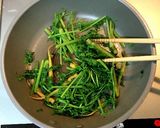 間引きにんじん*葉も美味♡シンプル炒め作り方4写真