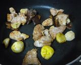 栗と豚ももと干し椎茸のオイスター炒め♪作り方5写真