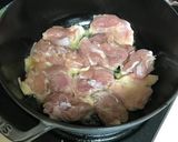 チキンのミルクチーズ煮(フランス風)作り方1写真