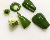 種が飛び散らない!ピーマンの切り方作り方4写真