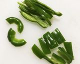 種が飛び散らない!ピーマンの切り方作り方5写真