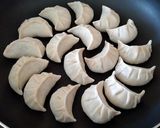 焼き餃子　～たっぷりタマネギ入り～作り方4写真