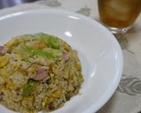 魚肉ソーセージとレタスのチャーハン。作り方4写真