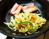 厚焼きベーコンのカレー炒め弁当のおかず作り方4写真