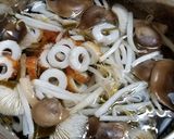 ハタケシメジの温蕎麦・花付き茗荷入り作り方5写真