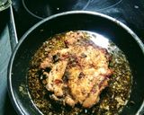 鶏ももをのせたラーメン作り方1写真