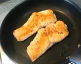 家庭の味＊定番！サーモンのムニエル作り方2写真