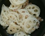 れんこんとひき肉の炒り煮作り方2写真
