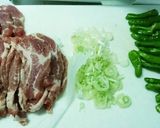 ししとう豚丼！甘ダレでお弁当にもぴったり作り方1写真