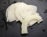 簡単！たっぷり玉葱の唐揚げチリソース作り方1写真