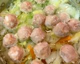 簡単！白菜と人参の鶏団子スープ作り方3写真