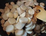 里いもチーズ焼き☆にんにくバター風味作り方5写真