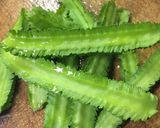 うりずんの辛味炒め作り方1写真