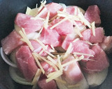 ✤豚肉とたっぷり玉ねぎのしょうが風味煮✤作り方3写真