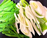 ウマ辛~~!!*ニラ豚キムチ*作り方1写真