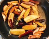 鰹節をふわっとかけた豚肉で茄子卵炒め♡作り方3写真
