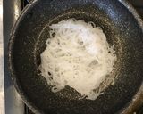簡単糖質オフ☆キムチこんにゃく麺作り方2写真