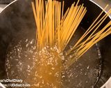 なめ茸とサラチキのバター醤油パスタ作り方1写真