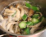 朝昼夕♪しめじ・オクラ・豆腐の澄まし汁作り方2写真