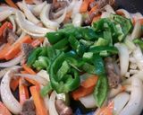 牛カルビもやし炒めを辛ラーメンスープで！作り方4写真