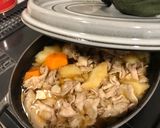 STAUBで作る豚バラ肉じゃが作り方3写真