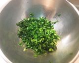 れんこんとニラ入りふわっふわ鶏肉団子揚げ作り方2写真