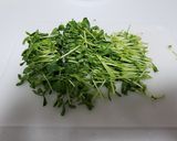 ささみと豆苗のマヨゴマ和え作り方2写真