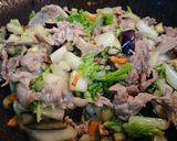 三色野菜と豚肩ロースの炒飯作り方3写真