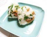 簡単で絶品梅しそおにぎり作り方5写真