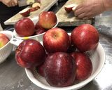 りんごの赤ワイン煮〜バラの花びら風〜作り方1写真