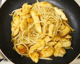 柔らか鶏むね肉ともやしの焼肉のたれ炒め作り方10写真
