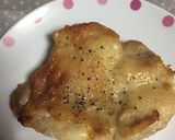 見た目以上にしっとり柔らか☆鶏もも肉焼き作り方3写真