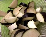 アンチョビとナスのトマトソース煮作り方1写真